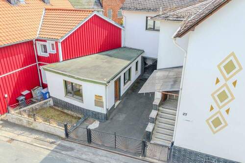 Aufnahme aus der Vogelperspektive - 4 Zimmer Einfamilienhaus in Dautphetal