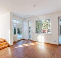 Wohnen im Grünen: Einfamilienhaus im Villenviertel von Wandlitz mit Garten & Dachterrasse