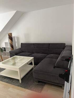 Modernes Wohnzimmer - 3 Zimmer Etagenwohnung zur Miete in Oldenburg