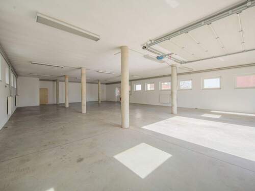 sehr hell! - Halle in Eching am Ammersee zur Miete