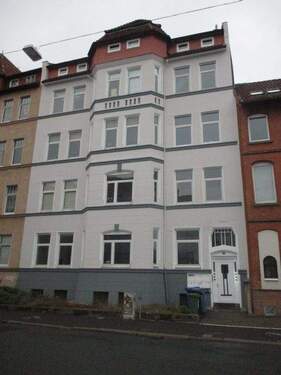 Bild 3 - Herrschaftliche Altbauwohnung, Balkon, Dielen