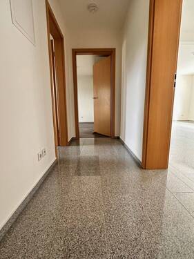 Flur - 2 Zimmer Etagenwohnung zur Miete in Herne