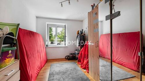 Schlafzimmer 2 - 
