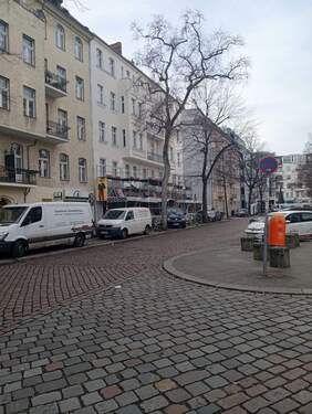 Die Goethestr. Blick zur Wilmersdorferstr..jpg - 