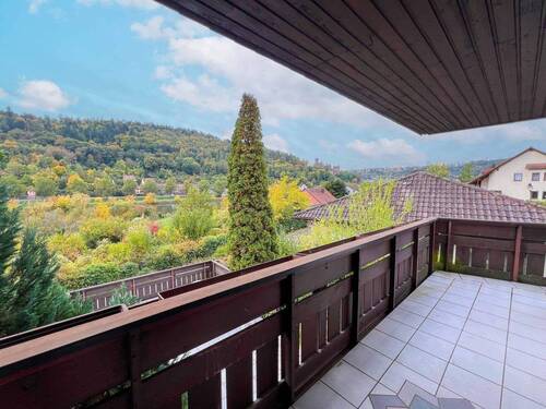 Balkon mit Burgblick - 