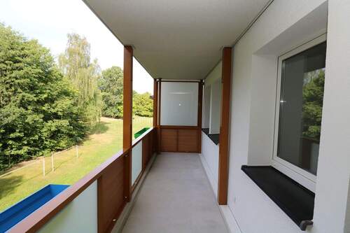 Beispiel Balkon - 3 Zimmer Etagenwohnung zur Miete in Freiberg