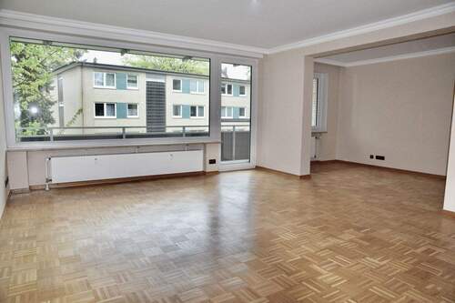 Wohn-/Esszimmer - 3 Zimmer Etagenwohnung zum Kaufen in Hamburg
