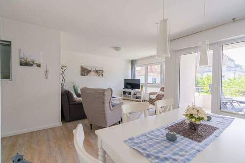 1_Wohn-und_Esszimmer_1.jpg - 