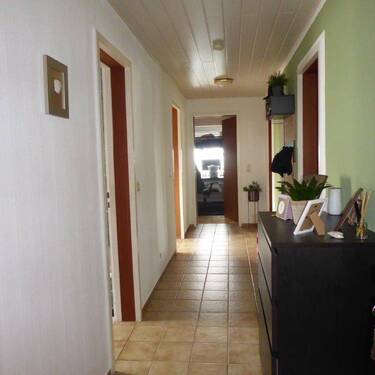 Flur - 4 Zimmer Etagenwohnung zur Miete in Friedrichsdorf