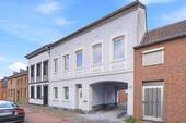 Vorderansicht.jpg - Charaktervolles Gründerzeit-Stadthaus mit Garten, Carport und Entwicklungspotenzial