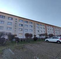 ZWEI ZIMMER in beliebter LAGE - 340,00&nbsp;EUR Kaltmiete, ca.&nbsp; 46,60&nbsp;m&sup2;&nbsp;Wohnfl&auml;che in Zwenkau (PLZ: 04442)