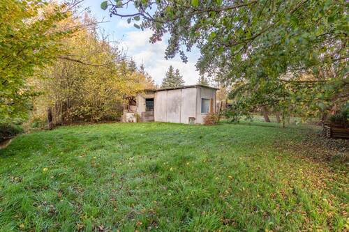 Grundstück + Schuppen - 