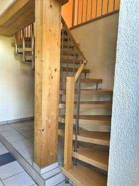 Erdgeschoss: Zugang Wohnung 2 - 