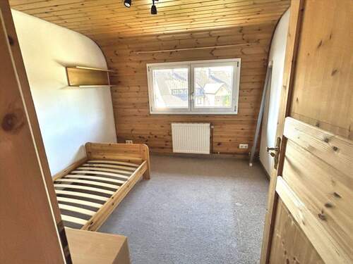 Dachgeschoss: Zimmer - 