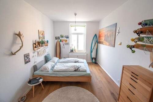 Schlafen - IHR NEUES CITY-APARTMENT Gemütliche 2-Raum-Wohnung mit Balkon und Einbauküche in Parknähe