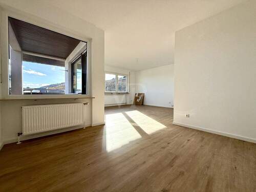 Wohn- und Essbereich - 