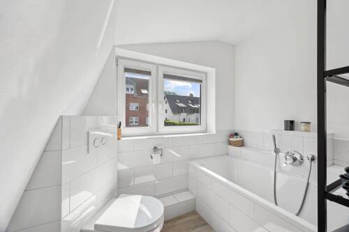 Badezimmer (Dachgeschoss) - 