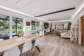 Wohnzimmer - 5 Zimmer Einfamilienhaus zum Kaufen in Blankenfelde-Mahlow