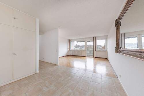 Diele mit offenem Wohnraum und Loggia - 2 Zimmer Etagenwohnung in Hagen