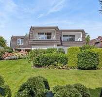 Repräsentatives Mehrgenerationenanwesen mit großem Südgrundstück und Entwicklungspotenzial - Berlin Lichterfelde