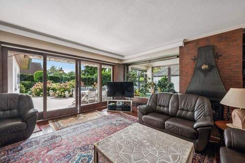 Wohnbereich- Ist Zustand - 1 Zimmer Mehrfamilienhaus, Wohnhaus in Berlin