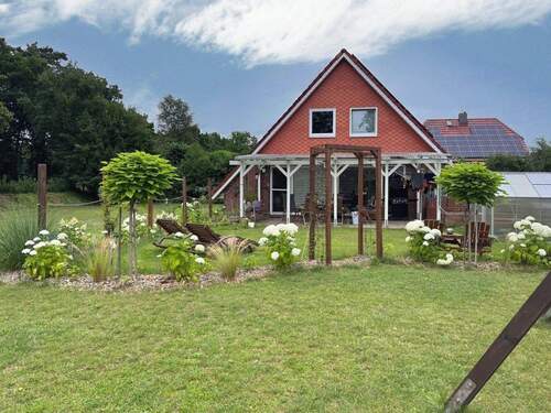 Außenansicht - Ihr erster Schritt zum Eigentum - Wer früher geht, ist eher da!