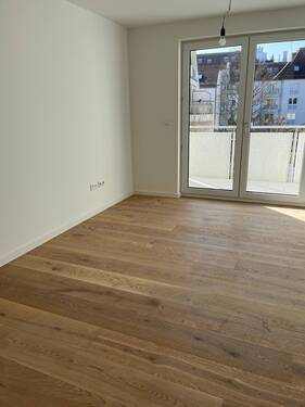 2010.jpg - Etagenwohnung mit 49,70 m&sup2; in Stuttgart zum Kaufen