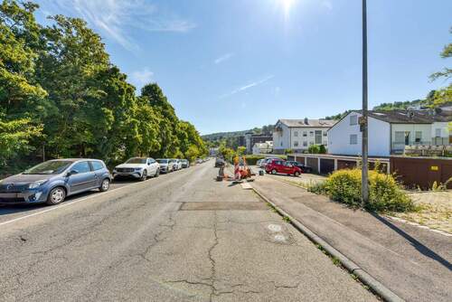 Straße nach Osten - 