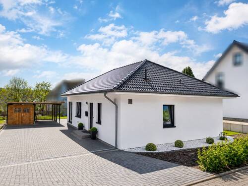 Hausansicht - Einfamilienhaus mit 103,30 m&sup2; in Dörentrup zum Kaufen