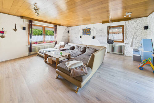 Wohnzimmer - Einfamilienhaus mit 151,00 m² in Daun / Neunkirchen zum Kaufen