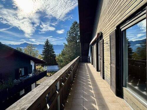 toller, breiter Balkon - 