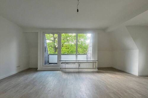 Bild 2 - 4 Zimmer Etagenwohnung zur Miete in Hamburg