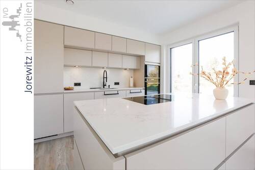 012 - Küche - Ansicht 1 - 