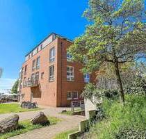 Zwei-in-Eins-Einheit am Ufer der Dahme als wohnliche kleine PraxisBüro ab 1.7. bezugsfrei! - Berlin Köpenick
