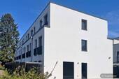 [KI-generiertes Foto] - Neubau: Möbliertes Stadthaus in begehrter Lage von Meiendorf - 4WE verfügbar