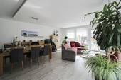 Wohnzimmer - 6 Zimmer Einfamilienhaus zum Kaufen in Ludwigsfelde