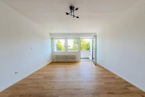 Wohn- und Essbereich - leer - 