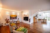 Wohnzimmer - Einfamilienhaus mit 285,10 m² in Berlin zum Kaufen