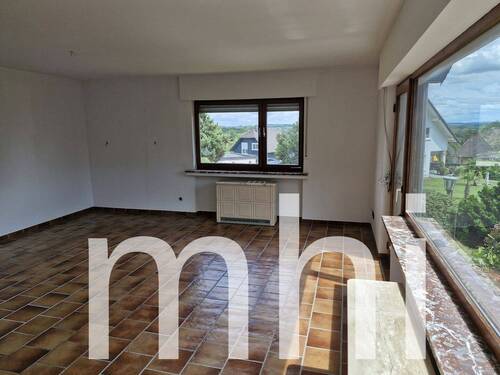Wohn-Esszimmer - 4 Zimmer Bungalow zum Kaufen in Much