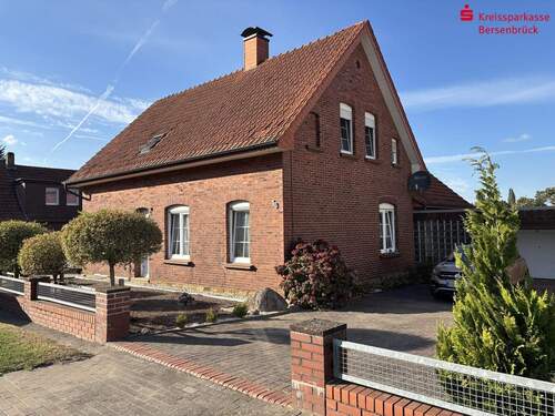 Süd-Ost-Ansicht - Historisch trifft Modern - Zweifamilienhaus nahe des Kanals in Bramsche