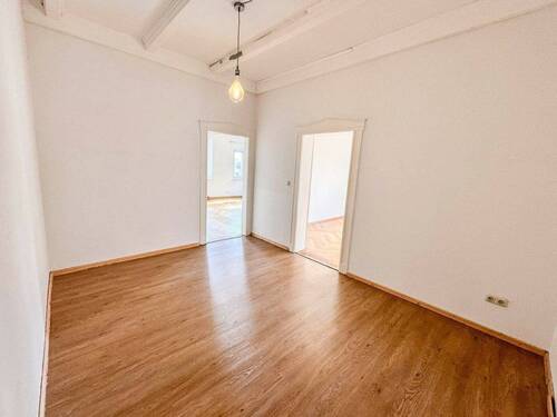 Wohndiele - Etagenwohnung mit 103,00 m² in Amberg zum Kaufen