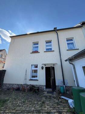 Rückseitenansicht - Kleines feines Stadthaus sucht neue Familie