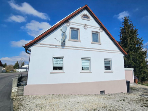 Ansicht Seite - 4 Zimmer Einfamilienhaus zum Kaufen in Heidenheim