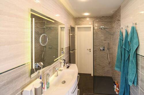 06. Badezimmer - 
