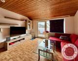 Wohn- & Esszimmer_fenster - Helle 2,5-Zimmer- Dachgeschosswohnung mit Loggia in stadtnaher Lage von Balingen!