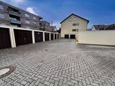 Garagen & Gebäudeansicht - 