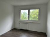 Schlafzimmer - * Flussviertel * Ganz oben * kl. Renovierungsbedarf *