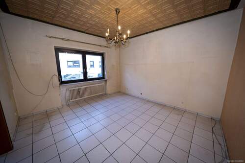 Wohnzimmer Erdgeschoss - Reihenendhaus in Völklingen / Ludweiler