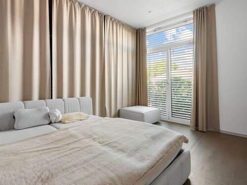 Schlafzimmer 2 Zimmer EG-Wohnung - 