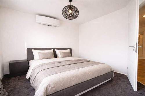 8. Schlafzimmeransicht 1 - 